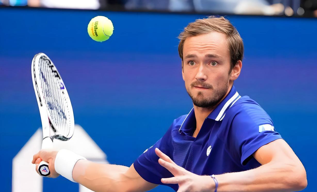 世界网球队强势德国网球队，梅德韦杰夫关键制胜