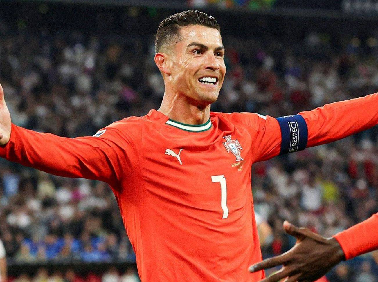 葡萄牙队逆转德国队，奥恰洛夫点燃赛场